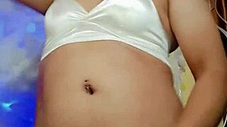 hey transexual in pajamas ready to stroke together 😏🔥