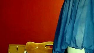 oh god im riding this massive 14 inch dildo it stretches me so good!!