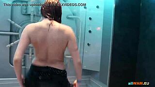 hot euro babes sway hips in steamy dance display