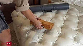 Blonde heart pounds arriving at drawing class without panties