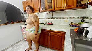 damn latina viral scandal big ass bent over fucked rough in kitchen cumshot