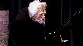 wanna see alice vasconcelos and vovo moai's filthy interview full of teen swinger toys?