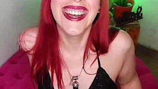 tu hijastra caliente te tienta con su culo en leggings frente a la familia