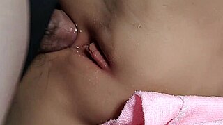 Double penetrate her shaved ass pussy then cum all over