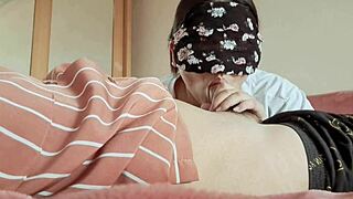 Malay celeb kneels deep on boyfriend's cock in secret homemade suck 