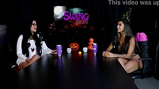 primeira vez levando no cu e buceta na casa de swing com marido?? fetiches halloween lingerie