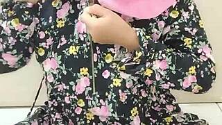 arab hijab beauty adik turi pleasures herself intimately with dildo for her lover