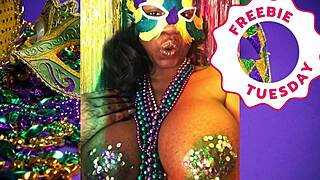 Jessica Grabbit Flashes Big Natural Tits at Mardi Gras with Rabbit Toy