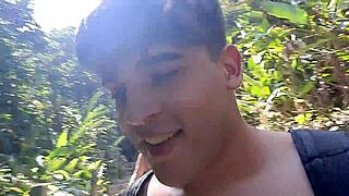 El Toro De Oro Surprises Paty Bumbum And Cousins