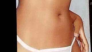 Watch hot livecam action up close