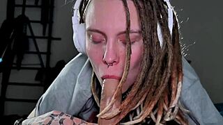headphones cant stop me drainin this hard cock i luv suckin it deep!!