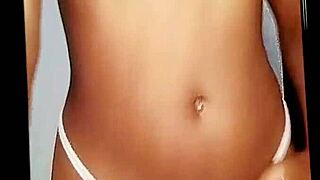 Watch hot livecam action up close