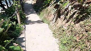 El Toro De Oro Surprises Paty Bumbum And Cousins