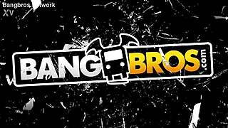 Hey brunette with tattoos gives killer blowjob