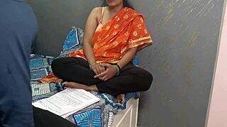 desi friend's stepmom romance sex alone at home 🔥😈