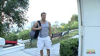 Ebony Goddess Jessica Dawn Fucks Interracial Cock to Facial Cumshot