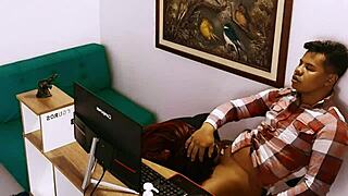 Curvy Colombian BBW babe delivers juicy office pussy pounding