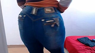 Safado brazilian bbw shows huge tits ass in tight jeans and shorts wet pussy