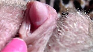 BIG CLIT throbs and spasms in extreme closeup homemade ORGASM footage 1080p