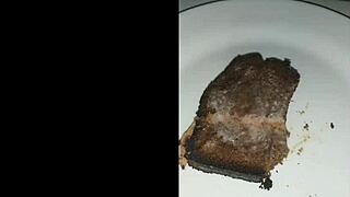 She bakes a bolo then drowns it in thick cum for her sticky homemade treat