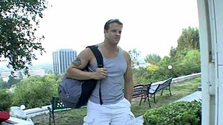 😍 ebony babe with huge tits in bikini gets horny fast