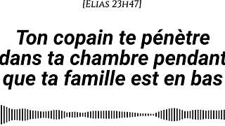 Ton copain te baise en silence pendant que la famille est en bas?