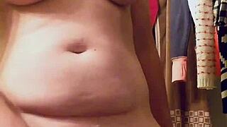 hey, this 19yo redhead scarlet dances so sexy close-up for you at home