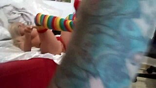 Check out this crente loirinha getting fucked by her sex toy