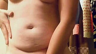 hey, this 19yo redhead scarlet dances so sexy close-up for you at home