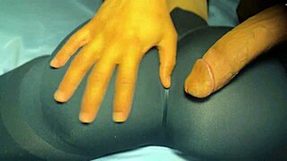 Gym girl ass massage tease