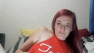 i cant stop fuckin my pussy ami late night!!