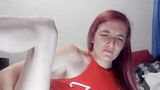 i cant stop fuckin my pussy ami late night!!