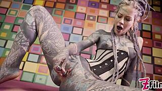 Anuskatzz in corset toys ass with metal before big dick fucks and squirts!