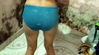 Desi Bhabhi's Secret Spot for Boyfriend's Cock Play?