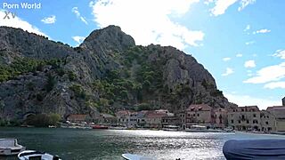 tantalizing tourists candee licious and shalina devine playfully toy each others asses in bi fun