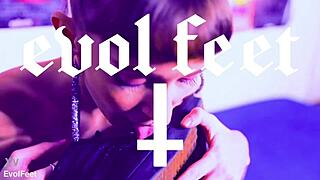 Sexy Latina Goddess Makes You Cum with Vans Sneakers