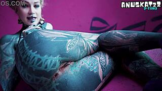 Tattooed goth skinny slut fists her juicy gaping asshole solo in wild anal play.