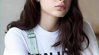 Isn't odeya rush's cute teen jerk-off the hottest video?