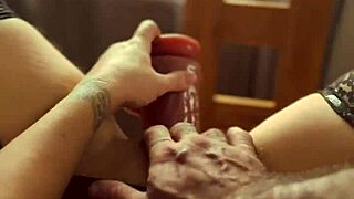 hey watch this dripping wet milf clit flash her pussy thru window with dirty talk n toys 😈💦