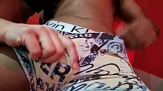 hubby films plump wife slurping huge bbc in motel chair wearing those sexy shorts 🔥 mmf share