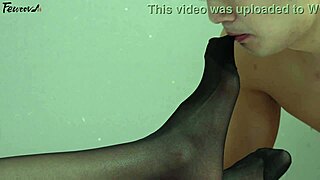 queen gets her ass stretched wide at image club