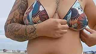 hey married guys on the beach notice my flashing panties yet?