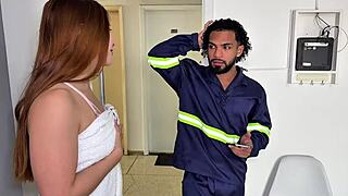 ei influencer transa quer meter com eletricista ate gozar na cara?