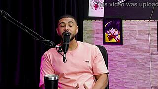 era do meio liberal... virou ator com pais apoiando, agora criador f�cil no voyeur com regra lucas ferraz em sheer red