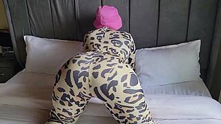 Holy fuck! Apple Bottom 52's erotic photoshoot turns into pounding by Mr Big D's monster cock