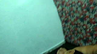 minha enteada tava indo embora e eu nao aguentei despedida com pussy licking e ass shaking