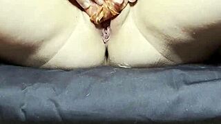 i told my arab stepsis no salami then she fucks her pussy with it halal milf masturbates