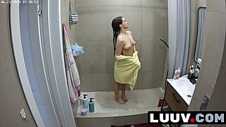 luuv beauty grossy showers bare tits tease