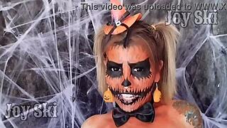 you gotta try fucking this pumpkin if you haven't yet... happy halloween!