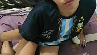 ella taba enferma 😩... mi verga gorda la curo con crema adentro 💦🍆🔥